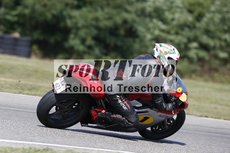 Archiv-2025/49 26.08.2025 Cornu Master School ADR/gruen-vert/104